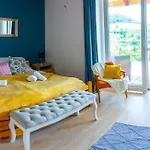 Napkelte Vendeghaz 펜션 시글리게트