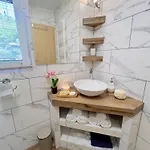 Napkelte Vendeghaz 시글리게트