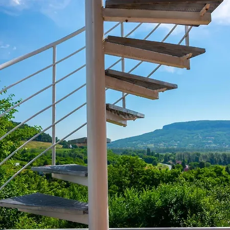 度假居 Napkelte Vendeghaz